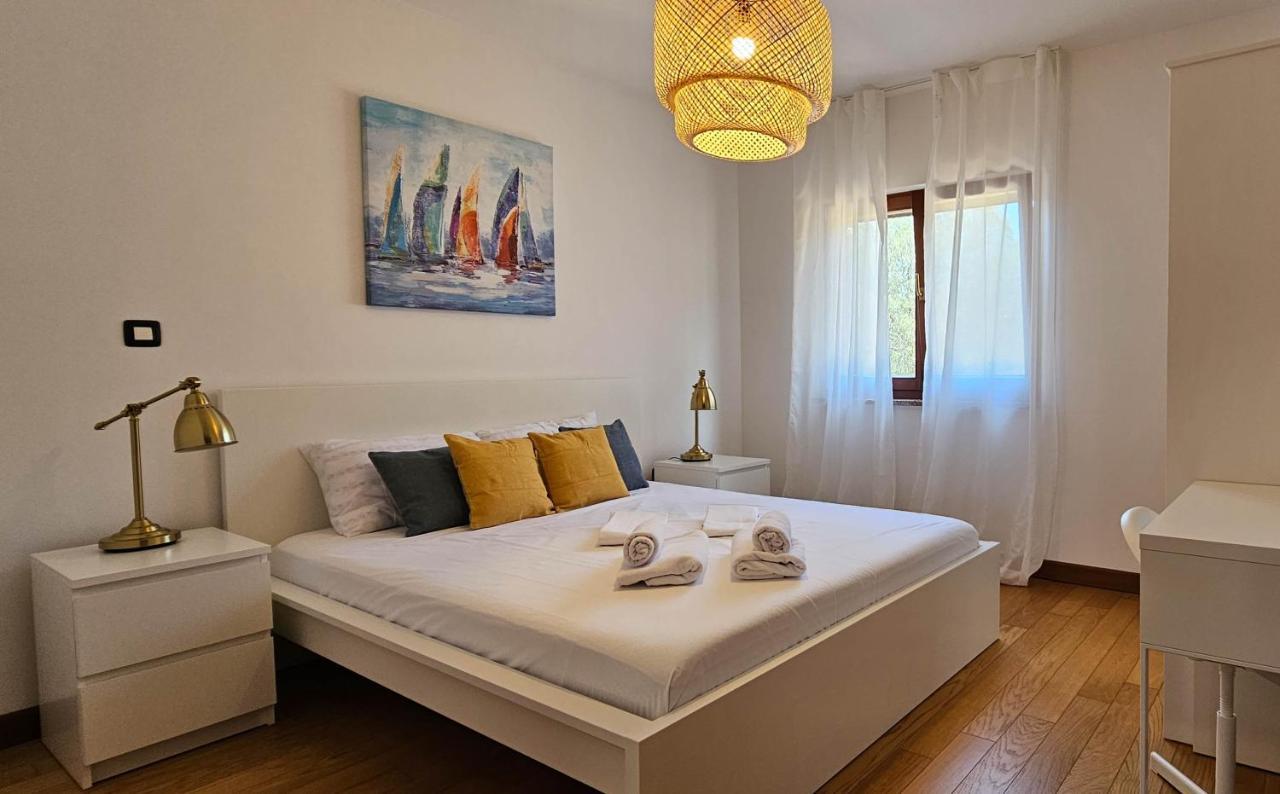 Apartment Bluemare B3 With Shared Pool Ližnjan エクステリア 写真