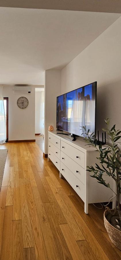 Apartment Bluemare B3 With Shared Pool Ližnjan エクステリア 写真