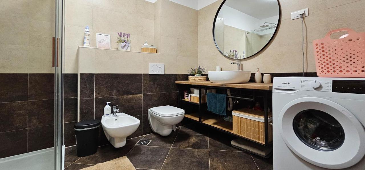 Apartment Bluemare B3 With Shared Pool Ližnjan エクステリア 写真